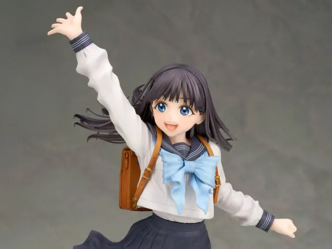 Akebi's Sailor Uniform - Komichi Akebi Statue: Alter