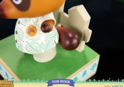 Animal Crossing: New Horizons - Tom Nook Statue: First 4 Figures