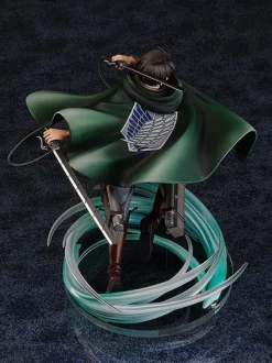 Attack on Titan - Humanity's Strongest Soldier Levi Statue: Pony Canyon
