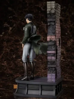 Attack on Titan The Final Season - Levi Statue / Birthday: Furyu