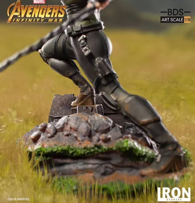 Avengers Infinity War - Black Widow Statue: Iron Studios