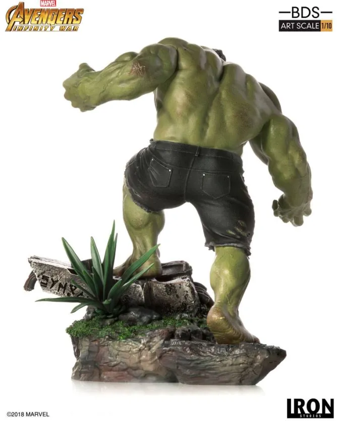 Avengers Infinity War - Hulk Statue: Iron Studios