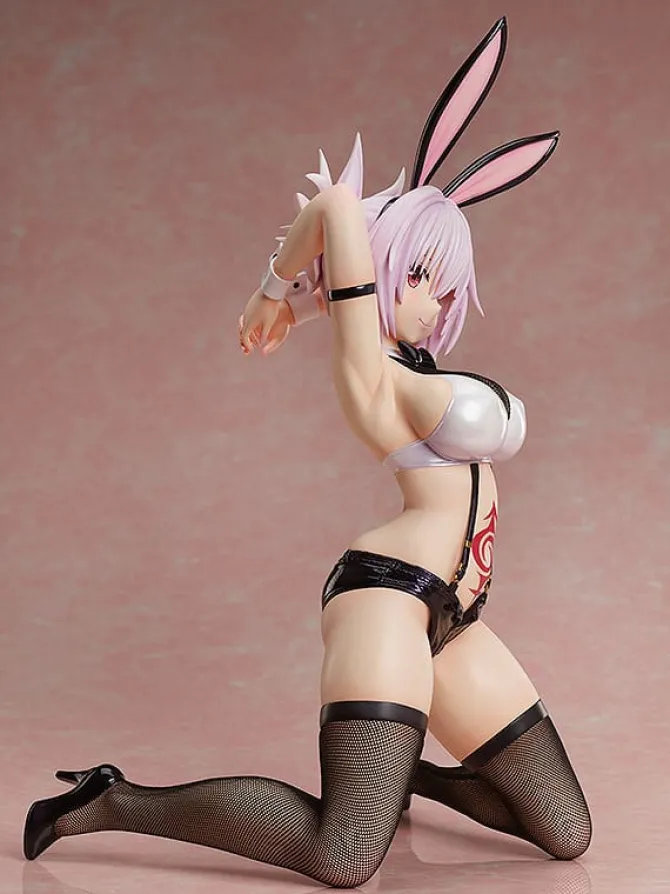 Ayakashi Triangle - Matsuri Kazamaki Statue: FREEing