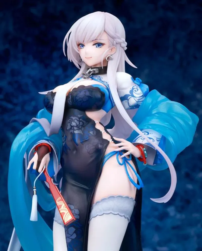 Azur Lane - Belfast Statue / Roses of Iridescent Clouds Version: Alter