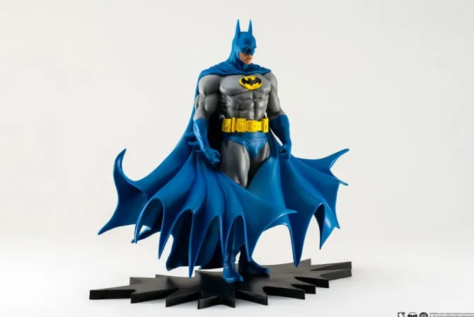 Batman PX - Batman Statue Classic Version: Pure
