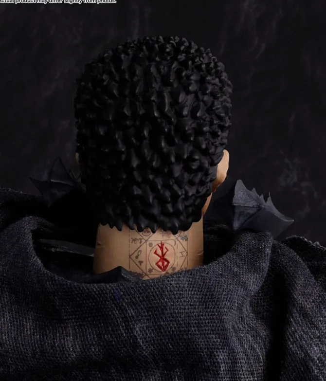 Berserk - Guts (Berserker Armor) Actionfigur / S.H. Figuarts: Bandai Tamashii Nations