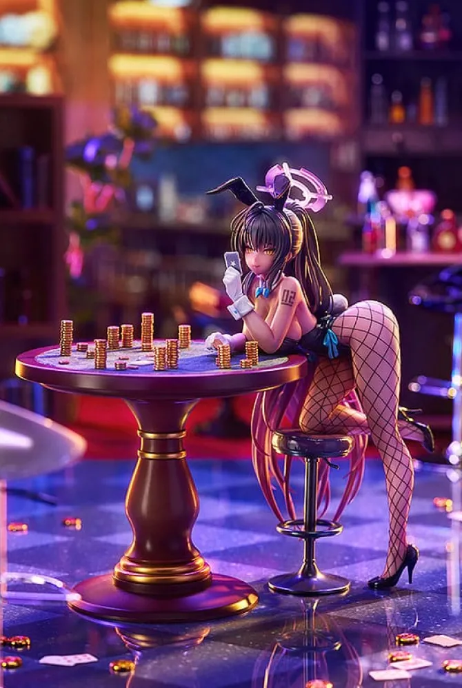 Blue Archive - Karin Kakudate Statue / (Bunny Girl) Game Playing Ver.: Good Smile Company