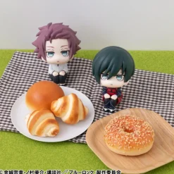 Blue Lock - Rin Itoshi & Sae Itoshi Statue / Look Up - (with gift): Megahouse