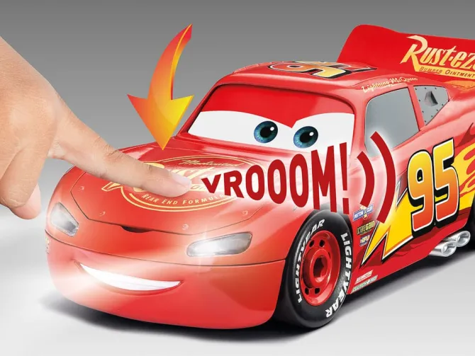 Cars Disney - Lightning McQueen Bauset / First Construction: Revell