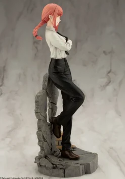 Chainsaw Man - Makima Statue: Kotobukiya