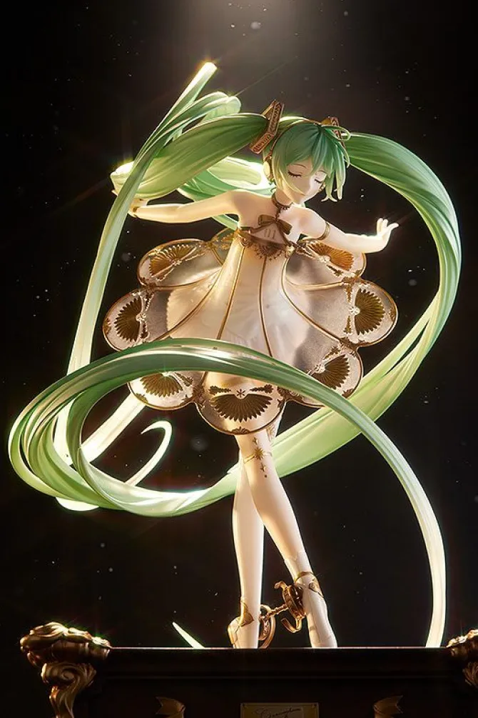 Character Vocal Series 01 - Hatsune Miku Statue / Symphony 5th Anniversary Version: Good Smile Co