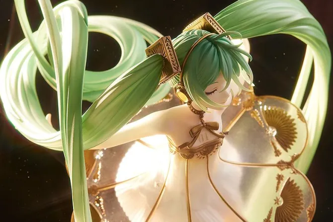 Character Vocal Series 01 - Hatsune Miku Statue / Symphony 5th Anniversary Version: Good Smile Co