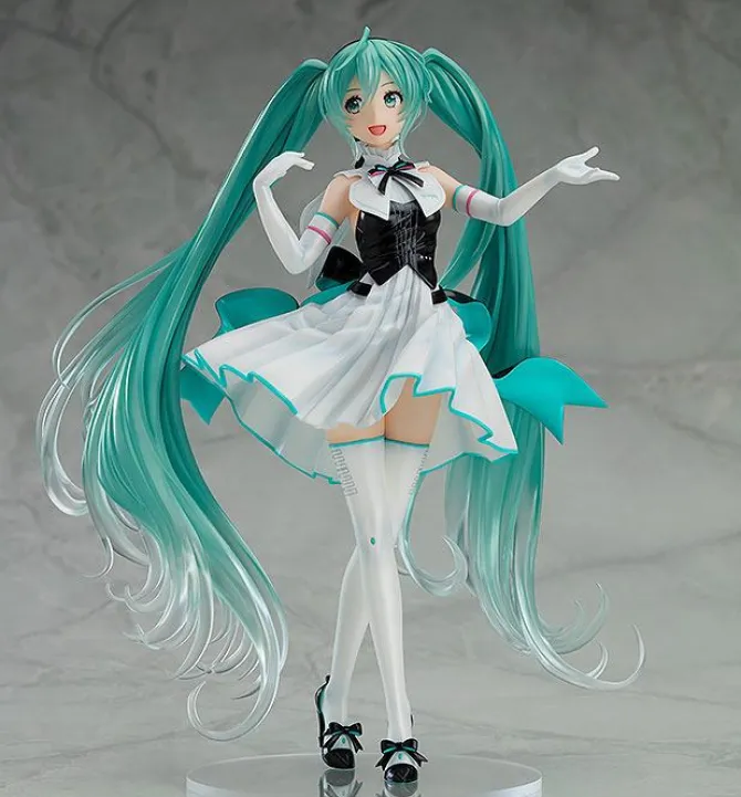 Character Vocal Series 01 - Miku Statue / Symphony 2019: Good Smile Company