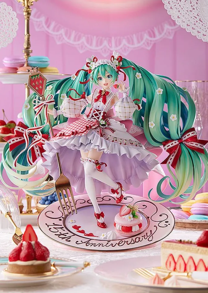 Character Vocal Series 01 - Hatsune Miku Statue / 15th Anniversary Version:: Good Smile Company