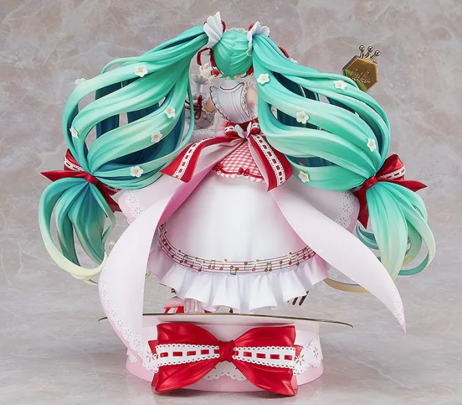 Character Vocal Series 01 - Hatsune Miku Statue / 15th Anniversary Version:: Good Smile Company