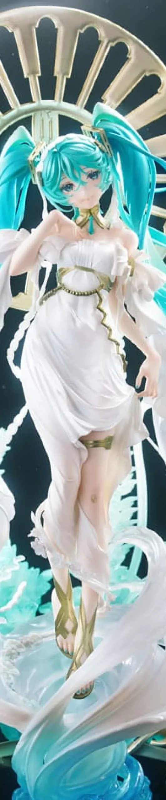 Character Vocal Series 01 - Hatsune Miku Statue / feat. Yoneyama Mai: Good Smile Company