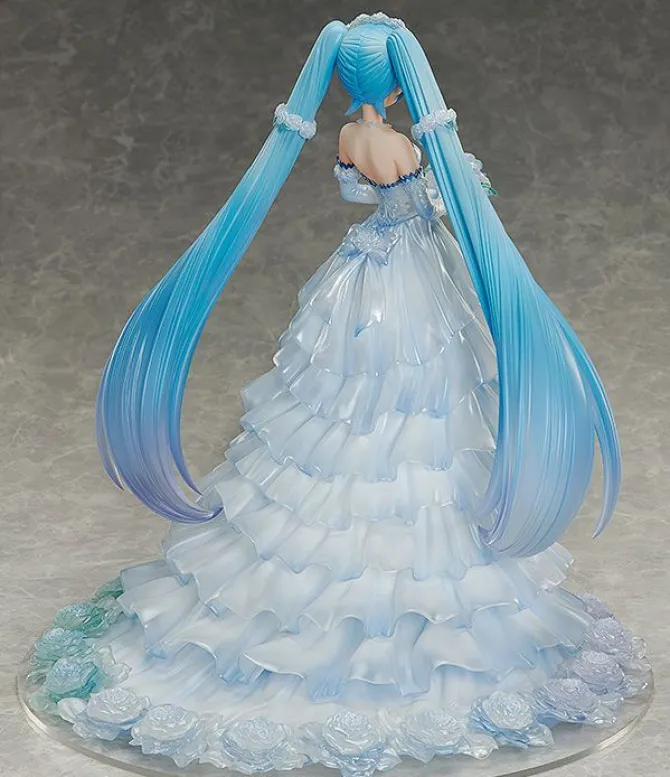 Character Vocal Series 01 - Hatsune Miku Statue / Wedding Dress Version: FREEing