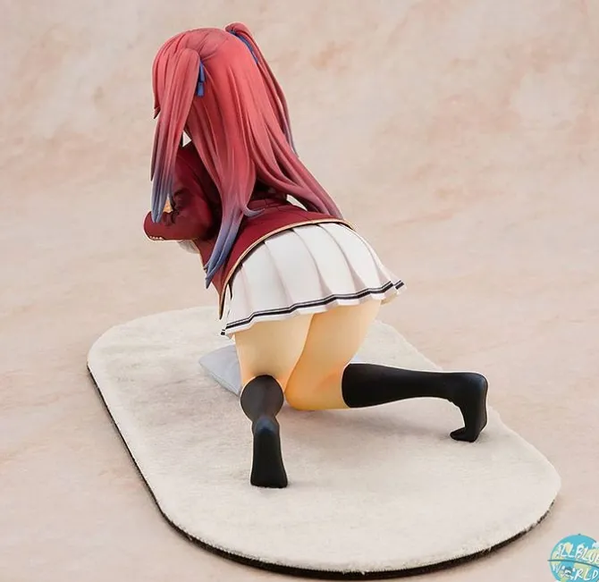 Classroom of the Elite - Airi Sakura Statue / Changing Clothes Version: Kadokawa