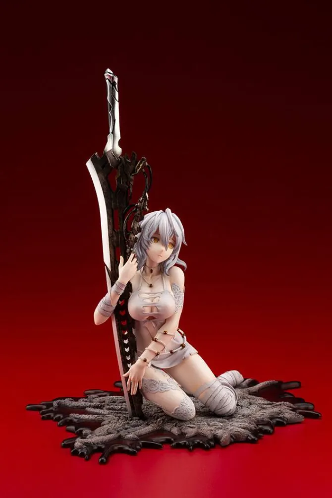 Code Vein - Io Statue / cuddling the sword: Kotobukiya