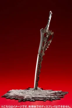 Code Vein - Io Statue / cuddling the sword: Kotobukiya