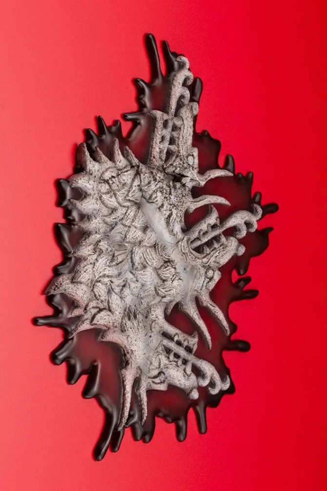 Code Vein - Io Statue / cuddling the sword: Kotobukiya