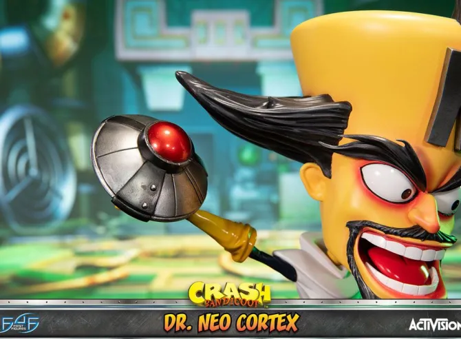 Crash Bandicoot 3 - Dr. Neo Cortex Statue: First 4 Figures