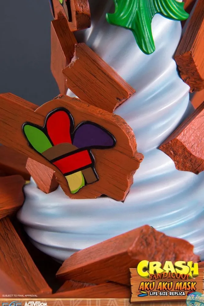 Crash Bandicoot - Aku Aku Maske Life-Size Replika: First 4 Figures