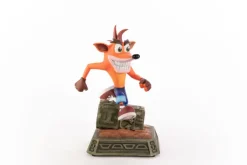 Crash Bandicoot - Crash Bandicoot Statue (Classic): First 4 Figures