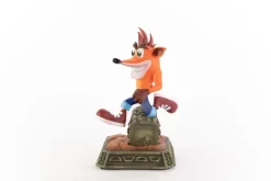 Crash Bandicoot - Crash Bandicoot Statue (Classic): First 4 Figures