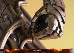 Dark Souls - Drachentöter Ornstein Statue: First 4 Figures