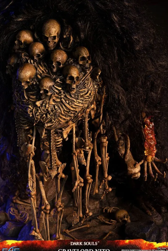 Dark Souls - Gravelord Nito Statue: First 4 Figures