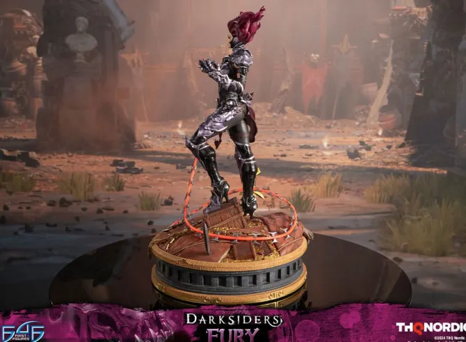 Darksiders - Fury Statue: First 4 Figures