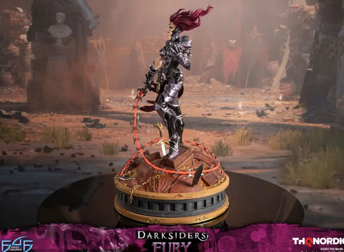 Darksiders - Fury Statue: First 4 Figures