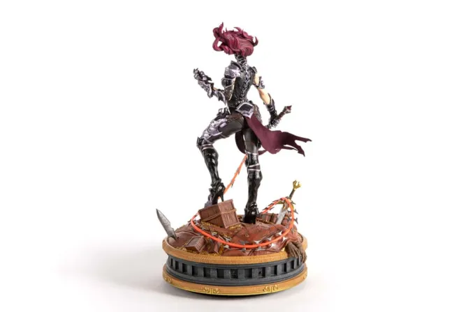 Darksiders - Fury Statue: First 4 Figures