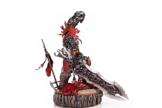 Darksiders - War Statue: First 4 Figures