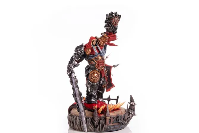 Darksiders - War Statue: First 4 Figures