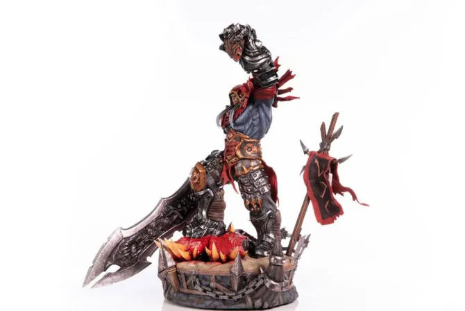 Darksiders - War Statue: First 4 Figures