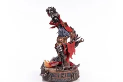 Darksiders - War Statue: First 4 Figures