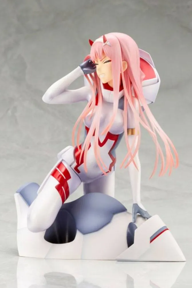 Darling in the Franxx - Zero Two Statue / The 13th Unit Version: Kotobukiya