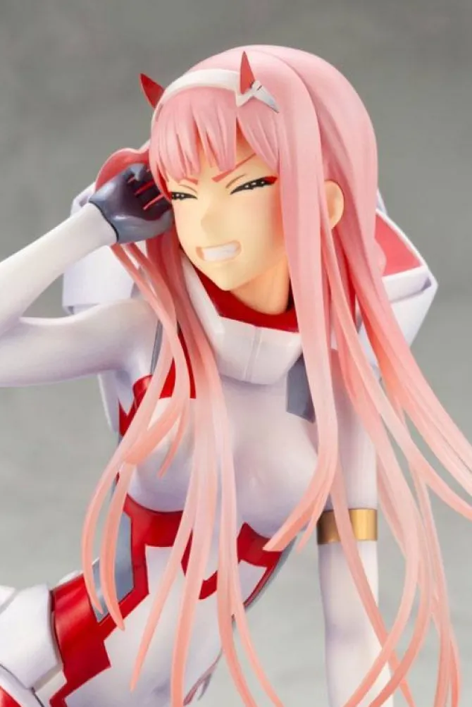 Darling in the Franxx - Zero Two Statue / The 13th Unit Version: Kotobukiya