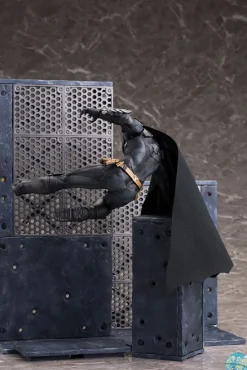 DC Comics - Batman Arkham Knight Statue - ARTFX+: Kotobukiya