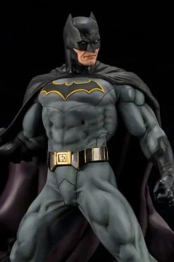 DC Comics - Batman (Rebirth) Statue / ARTFX+: Kotobukiya