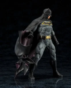 DC Comics - Batman (Rebirth) Statue / ARTFX+: Kotobukiya