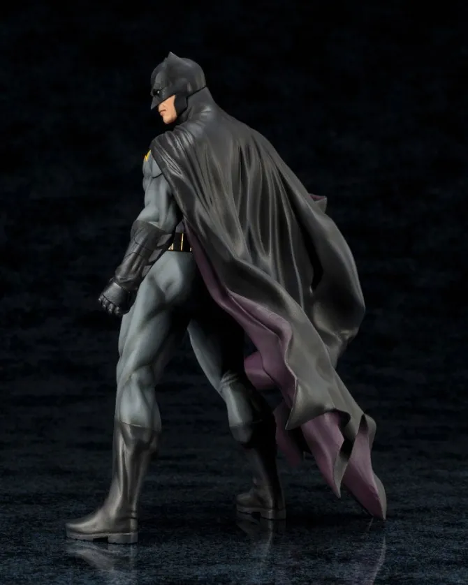 DC Comics - Batman (Rebirth) Statue / ARTFX+: Kotobukiya