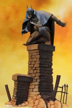 DC Comics - Batman Statue / Gotham by Gaslight - ARTFX+: Kotobukiya
