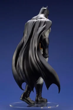 DC Comics - Batman Statue / ARTFX - Batman: Last Knight on Earth : Kotobukiya