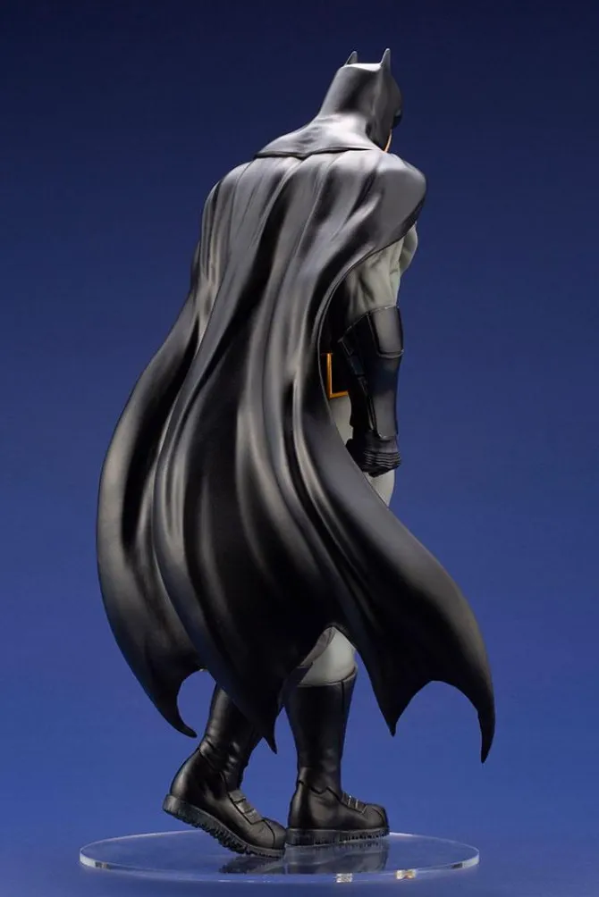 DC Comics - Batman Statue / ARTFX - Batman: Last Knight on Earth : Kotobukiya