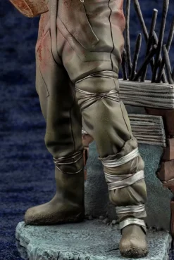 Dead by Daylight - The Trapper Statue: Kotobukiya