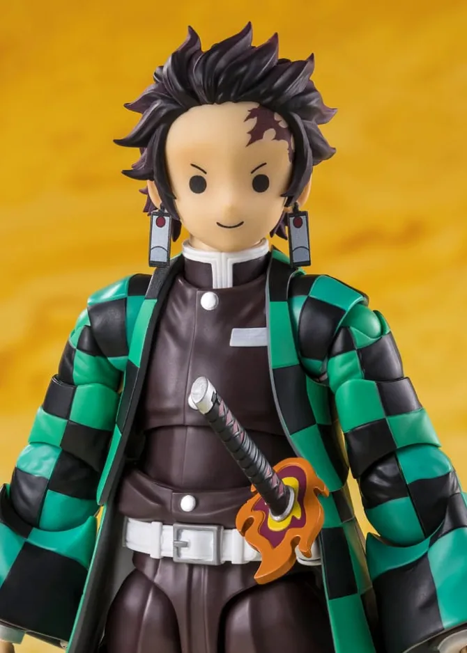 Demon Slayer: Kimetsu no Yaiba - Zenitsu Agatsuma Statue / S.H.Figuarts: Tamashii Nations