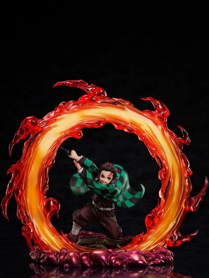 Demon Slayer: Kimetsu no Yaiba - Tanjiro Kamado Statue: Aniplex